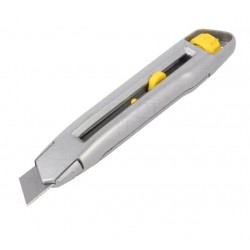 CUTTER METALIC 18MM